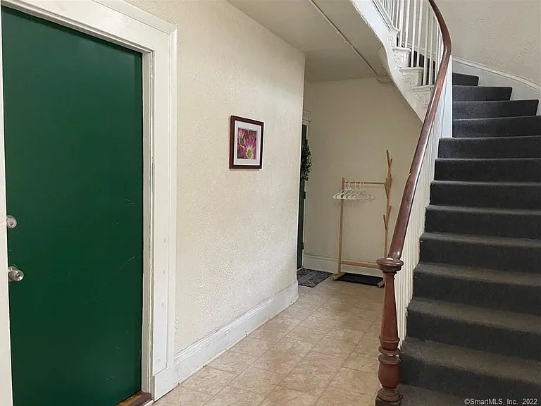 191 Saint John St #2B — Photo 2