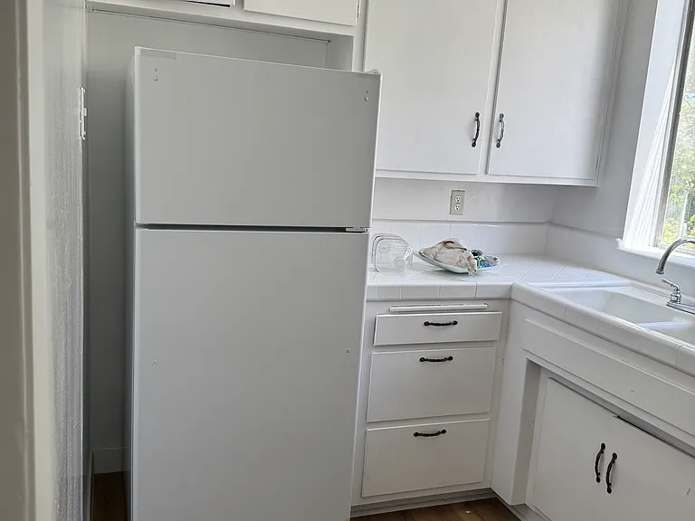 217 S Arnaz Dr #202 — Photo 2
