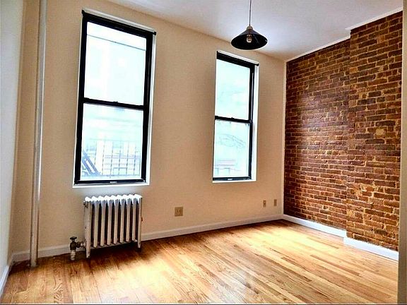 3rd image of 307 E 91st St APT 2W