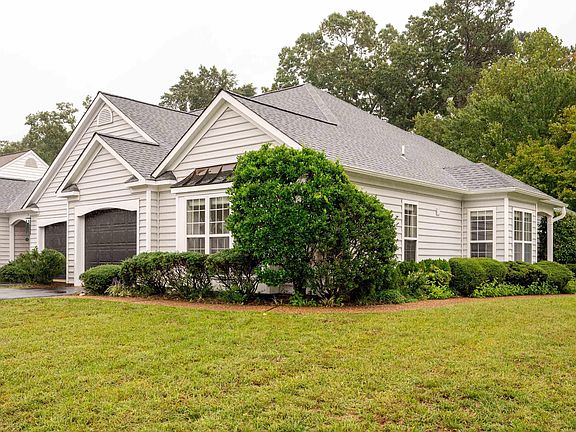 2nd image of 533 Pebble Hill Ct