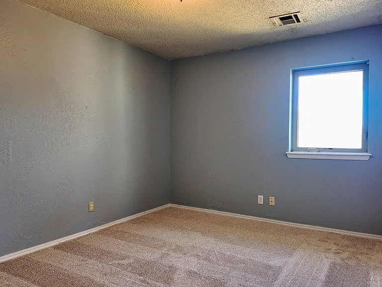 225 N Tunbridge Rd — Photo 45