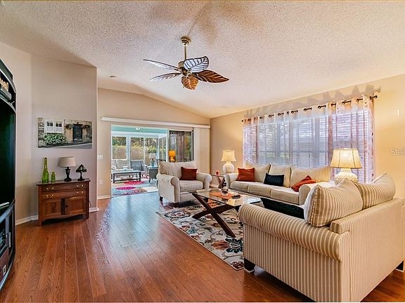 4th image of 11314 Hollander Ave