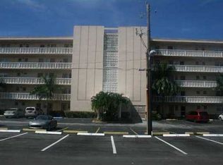 218 NE 12th Ave APT 106, Hallandale, FL 33009