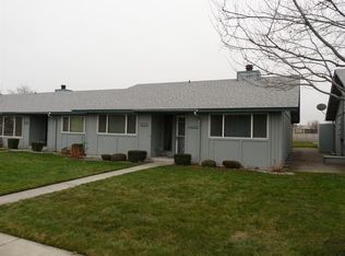 2419 W Grand Ronde Ave APT D, Kennewick, WA 99336