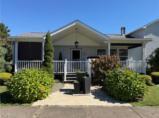 239 Oak St, Leetonia, OH 44431