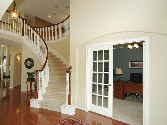 2nd image of 1628 Mossy Stone Dr
