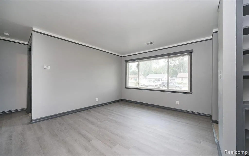 2 bed, 1.0 bath, 800 sqft, $1,400 — Photo 4