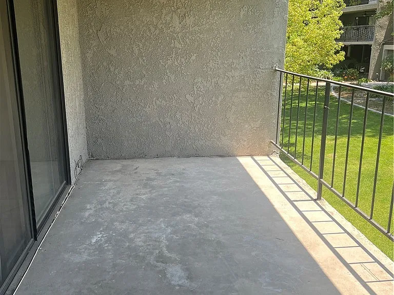 234 E Fern Ave #106 — Photo 23