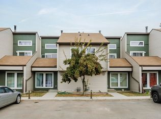 2020 105th St NW #56, Edmonton, AB T6J5J2