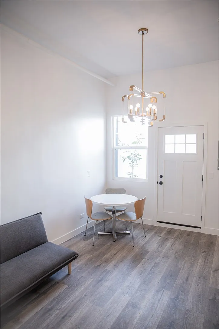 Studio, 260 sqft, $1,300 — Photo 4
