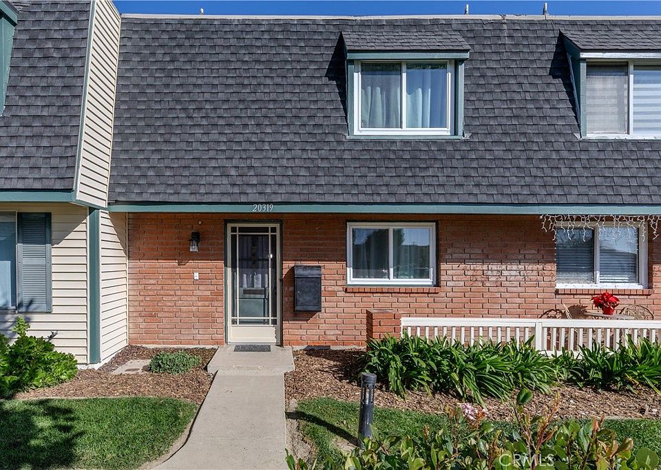 1st image of 20319 Gardenia Dr