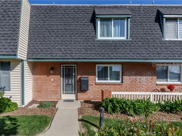 20319 Gardenia Dr, Huntington Beach, CA 92646