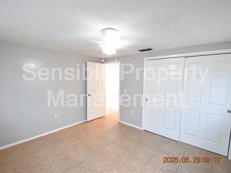 10816 Piccadilly Rd — Photo 27