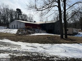 35 N Tremont St, Tremont, PA 17981