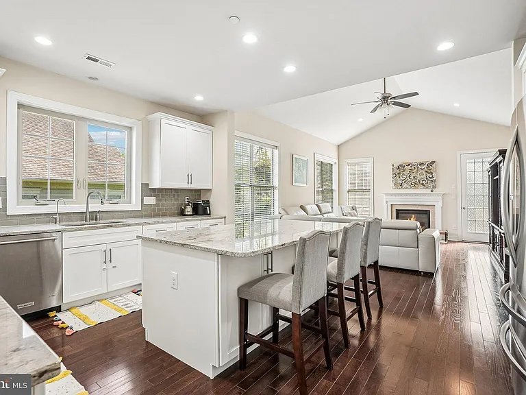 3045 Rainer Rd — Photo 19