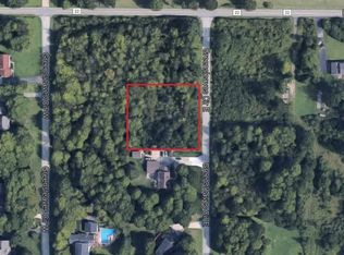 Greensleaves Cir SE, Hubbard, OH 44425