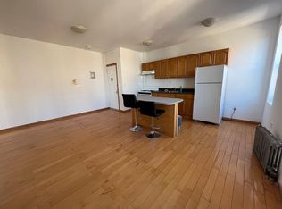 16810 Crocheron Ave #3C, Flushing, NY 11358