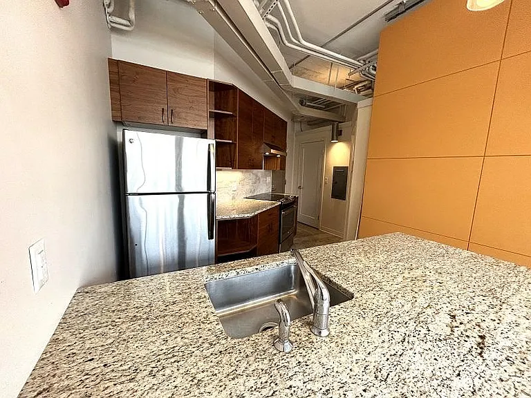 117 Lofts — Photo 34