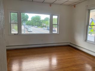 128 Elm St APT 1, Worcester, MA 01609