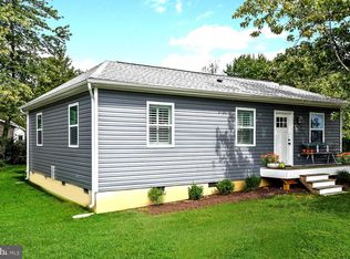 714 Londontown Rd, Edgewater, MD 21037