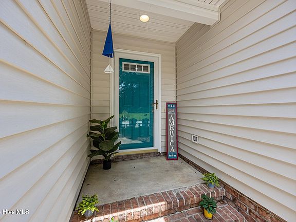 3rd image of 103 Joshua Norman Drive