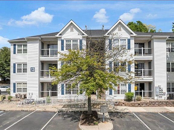 2nd image of 1312 Waterford Dr #1312