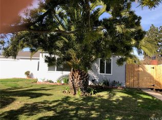 944 Oak St, Costa Mesa, CA 92627