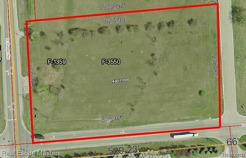 2nd image of S Range Rd