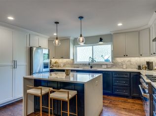 7714 Arborside Dr, Dallas, TX 75231
