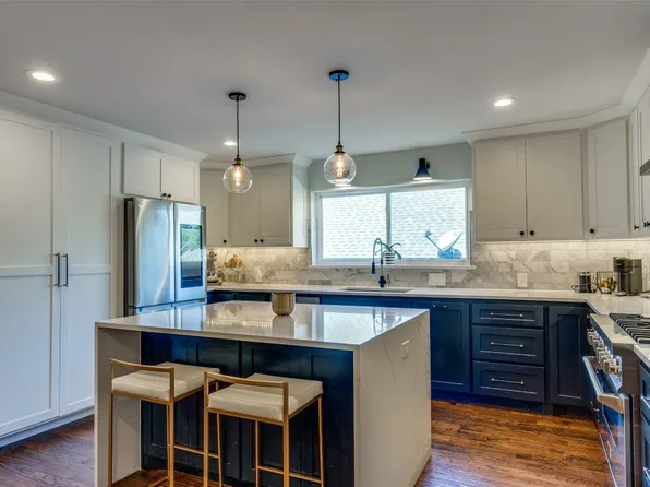 7714 Arborside Dr, Dallas, TX 75231