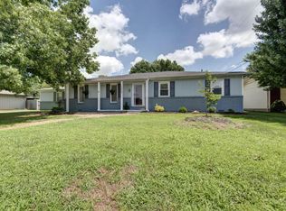 3828 S Parkcrest Ave, Springfield, MO 65807