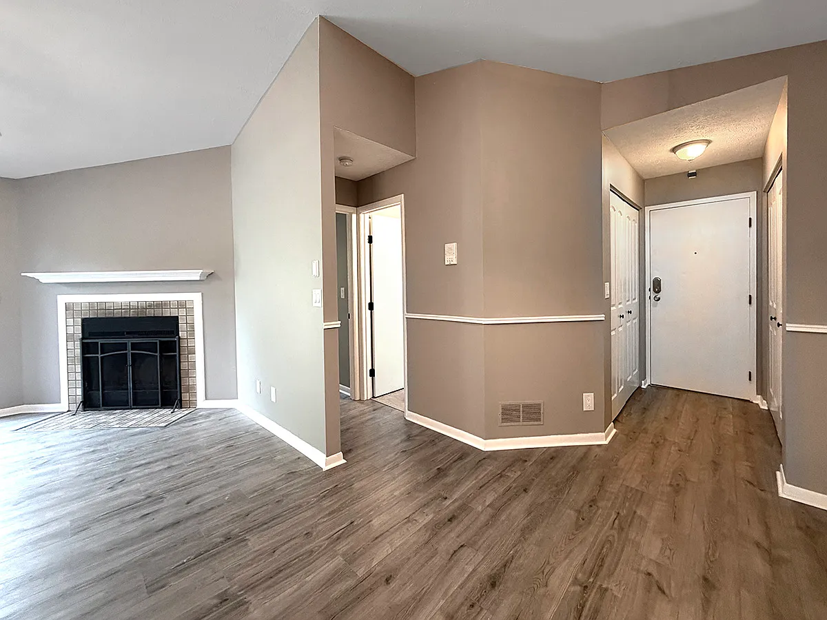 2 bed, 998 sqft, $1,400 — Photo 4