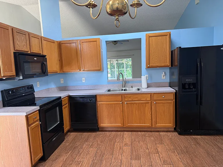 6323 Brack St — Photo 11