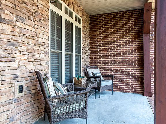 4th image of 4424 Redrock Ln