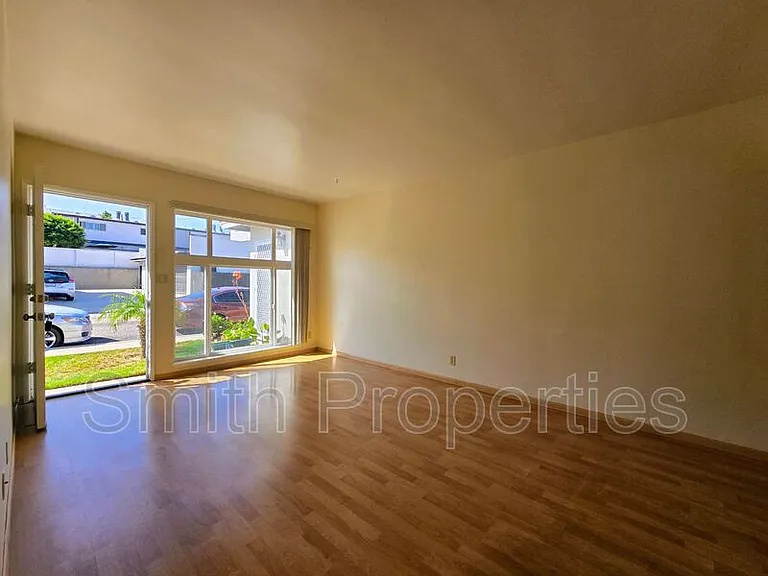 2601 Gates Ave #C — Photo 7