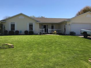 1144 Gruennert Ct, Jefferson, WI 53549