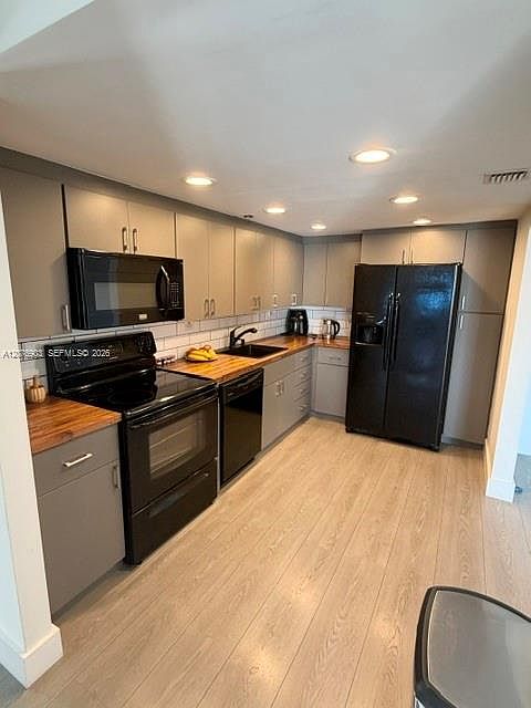 1st image of 20225 NE 34th Ct APT 1617
