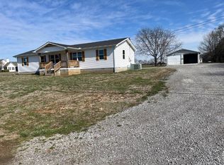 9155 Concord Rd, Rockvale, TN 37153