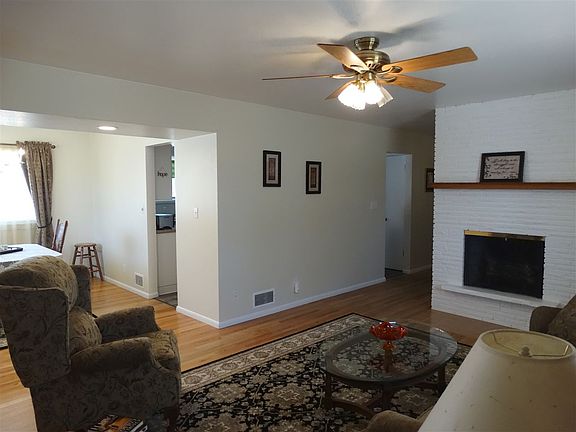 3rd image of 5118 W Northwest Blvd
