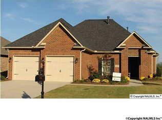 102 Somerset Park Dr, Huntsville, AL 35811