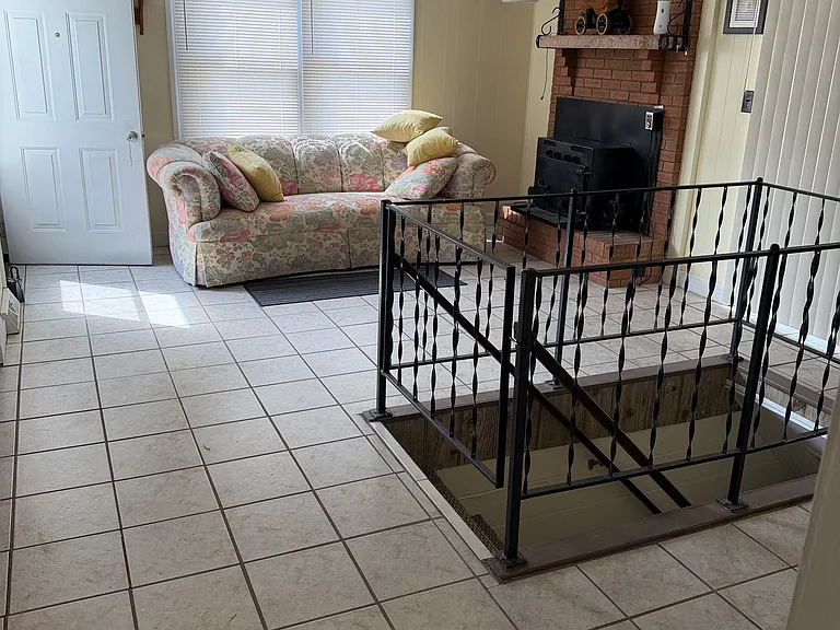 3002 Cemetery Dr — Photo 16