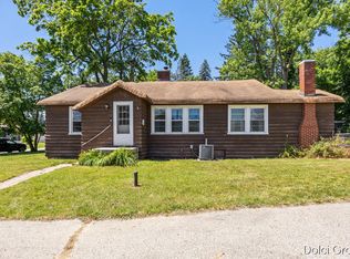 1023 Cogswell St NW, Grand Rapids, MI 49544
