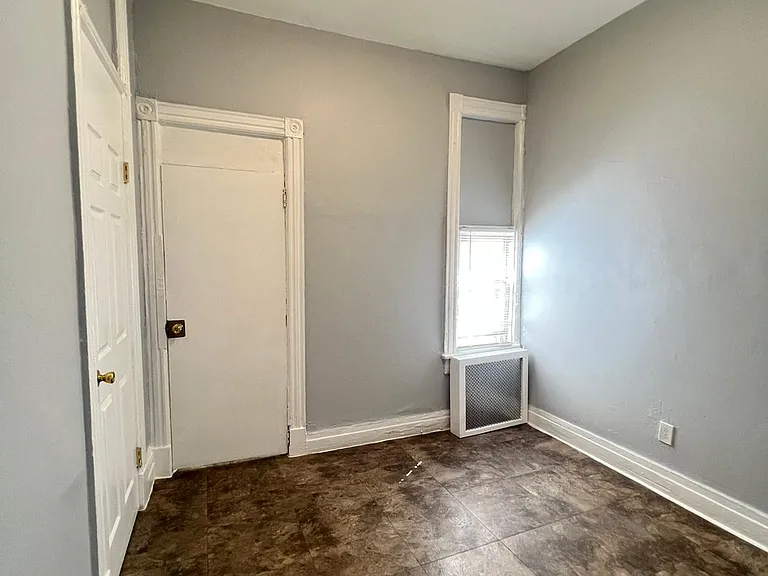 331 Grand St #6 — Photo 3