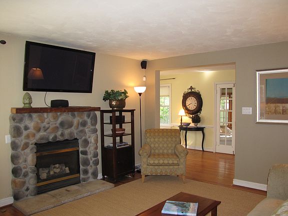 4th image of 6507 Hanover Ave
