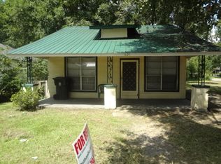 626 Chickasaw St, Dothan, AL 36303