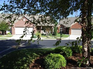 2124 Pickwick Dr, New Albany, IN 47150