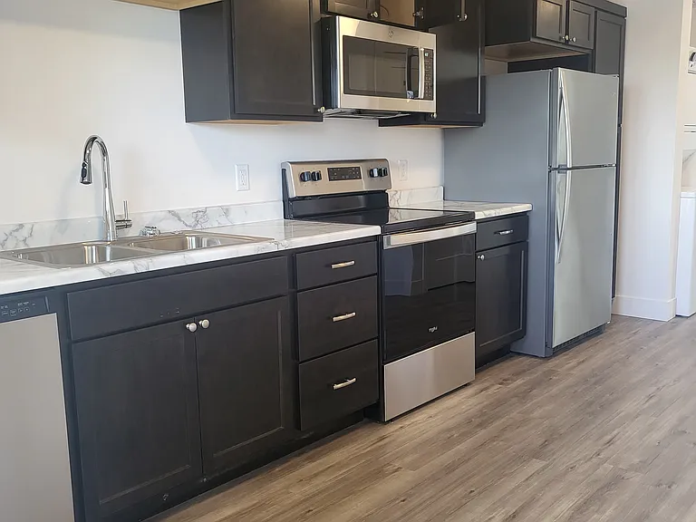 3215 S Russell St #105 — Photo 3