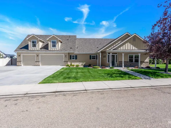 1218 W Heartland Dr, Kuna, ID 83634