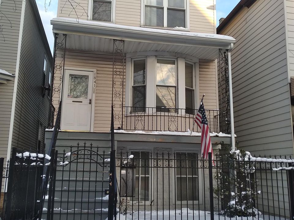 1st image of 1841 N Talman Ave #2
