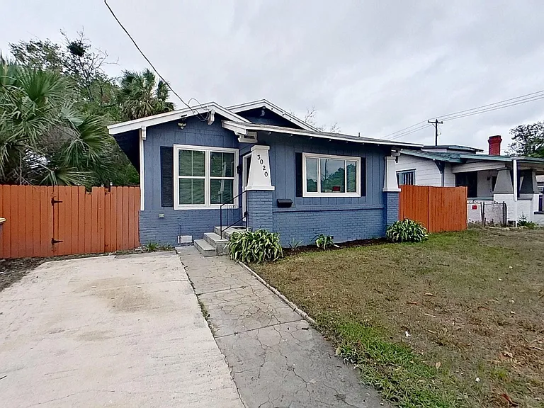 3020 N Laura St — Photo 2